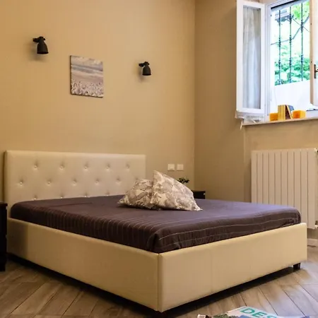 Ferienwohnung Bilocale Vicino Stazione Cir 00015 Lodi Exterior foto