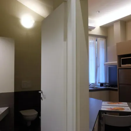 Ferienwohnung Bilocale Vicino Stazione Cir 00015 Lodi Exterior foto