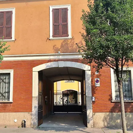 Ferienwohnung Bilocale Vicino Stazione Cir 00015 Lodi Exterior foto